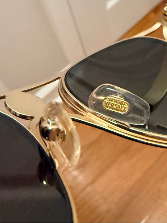 *Fancy* Authentic Versace - Aviator Sunglasses